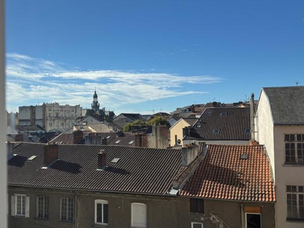 Bel appartement chic et cosy dans immeuble de caractère !