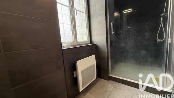 Maison à vendre 6 pièces 110 m² Sainte-Gemmes-sur-Loire