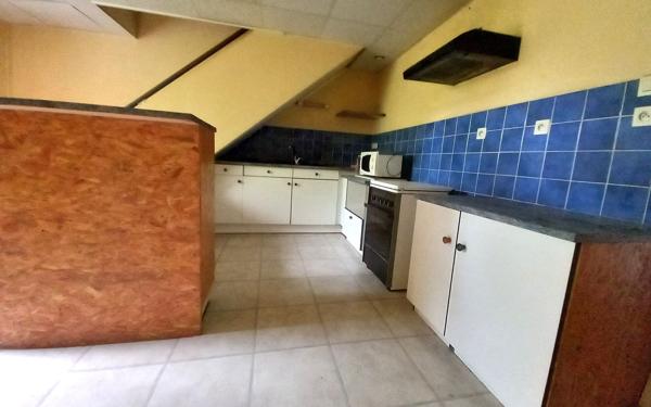 Immeuble à vendre    8 pièces •  Montceau-les-Mines