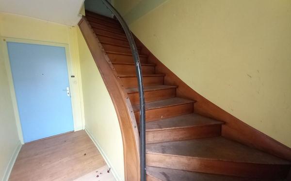 Immeuble à vendre    8 pièces •  Montceau-les-Mines