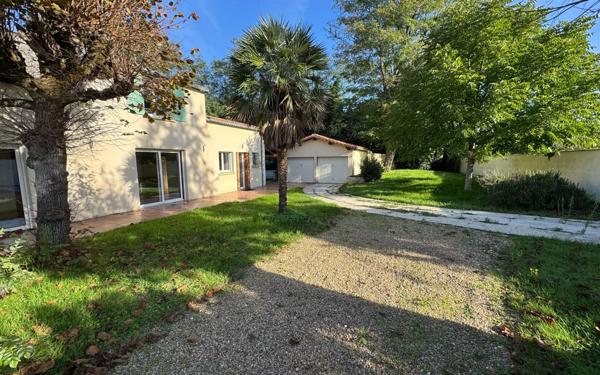 Maison à vendre    7 pièces •  Saujon