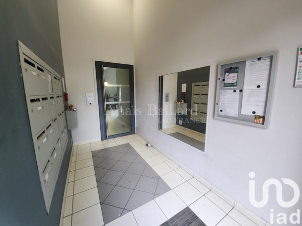 Appartement à vendre 3 pièces 59 m² Corbeil-Essonnes