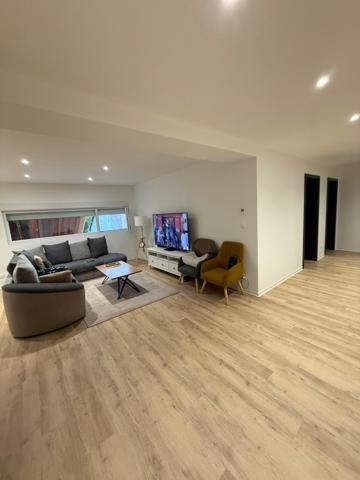 Botans – Superbe appartement F4 entièrement rénové de 95 m² avec cave et place de parking