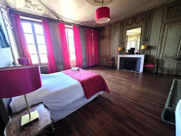 Ensemble Immobilier à VIERZON (18100)