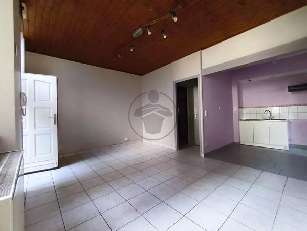 Location                                                      Appartement
                        
                     4 pièces                      61 m2                     à Baume-les-Dames