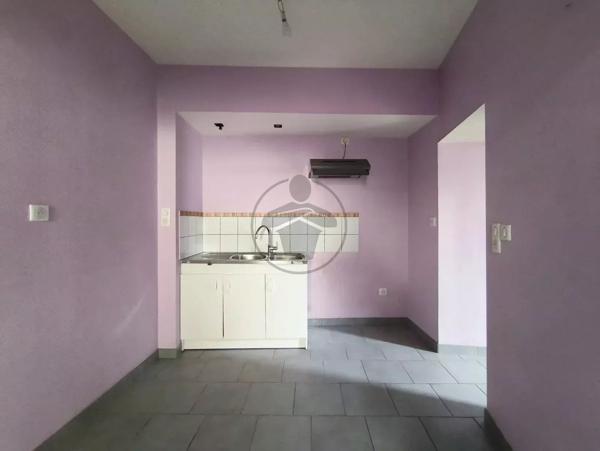 Location                                                      Appartement
                        
                     4 pièces                      61 m2                     à Baume-les-Dames