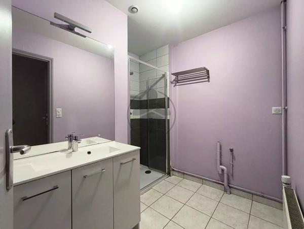 Location                                                      Appartement
                        
                     4 pièces                      61 m2                     à Baume-les-Dames