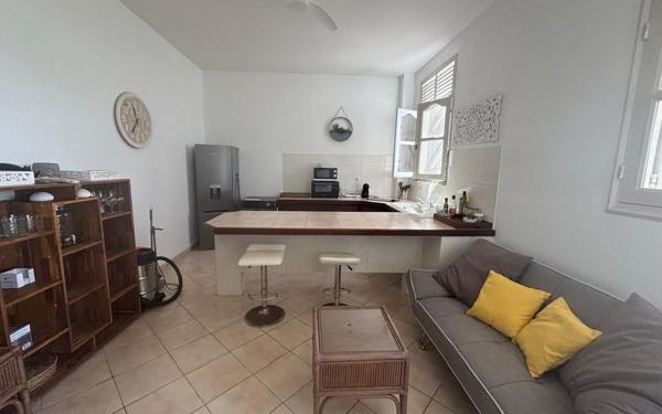 Appartement à louer    2 pièces •  Saint-François