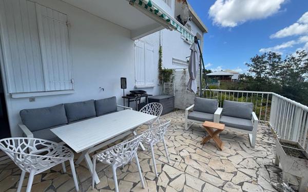 Appartement à louer    2 pièces •  Saint-François