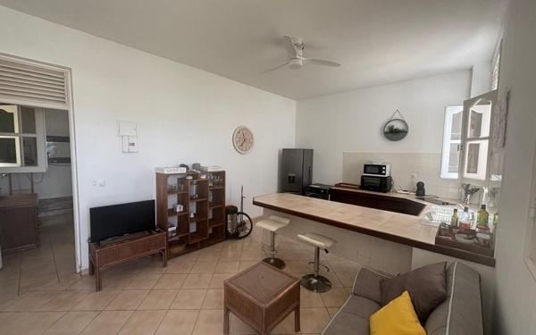 Appartement à louer    2 pièces •  Saint-François