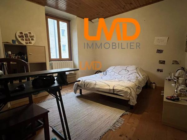 Maison avec belle vue et grand potentiel – Centre-ville d’Aubenas