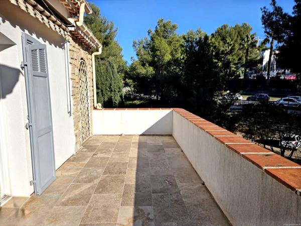 Appartement T3/4 avec terrasse et garage