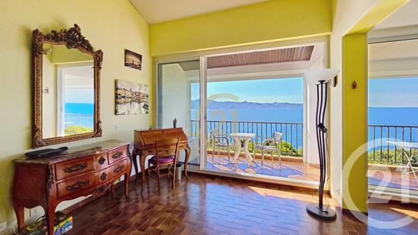 Appartement à vendre  4 pièces - 67,65 m 2   PATRIMONIO  - 202