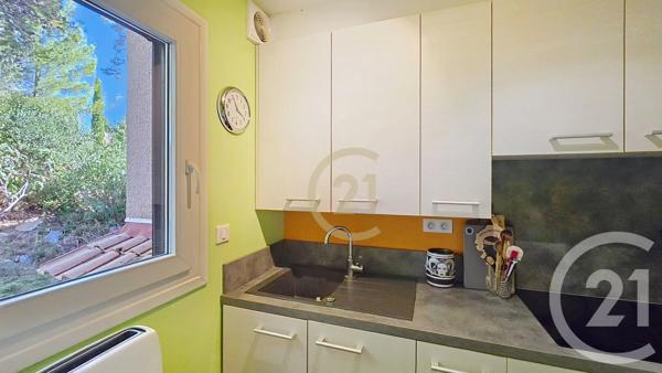Appartement à vendre  4 pièces - 67,65 m 2   PATRIMONIO  - 202