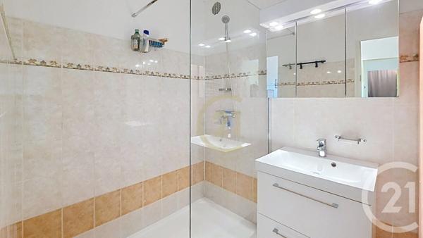 Appartement à vendre  4 pièces - 67,65 m 2   PATRIMONIO  - 202