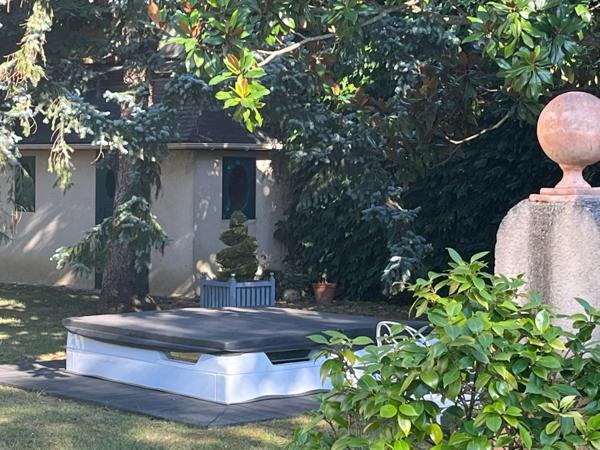 Marciac (32) ELEGANTE MAISON DE MAITRE, sans travaux, avec maison d'artistes ou gîte, parc séculaire clos de murs