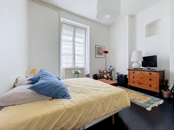 À VENDRE – HYPER-CENTRE – T4 DE 139 M² – HÔTEL DE LA CITÉ