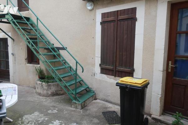 Immeuble de rapport - Cour - 233m² cadastré
