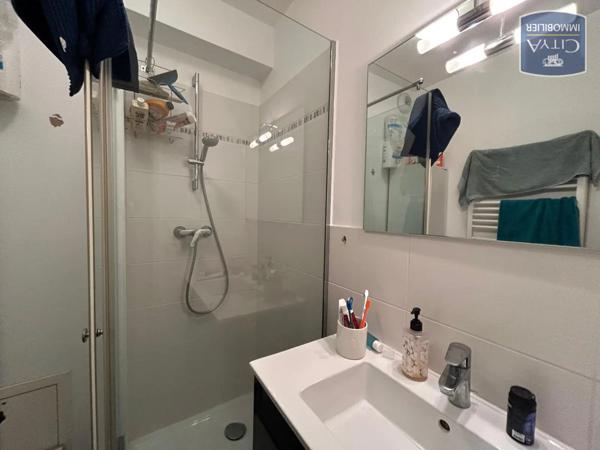 Appartement à louer 4 pièces 79.48m²