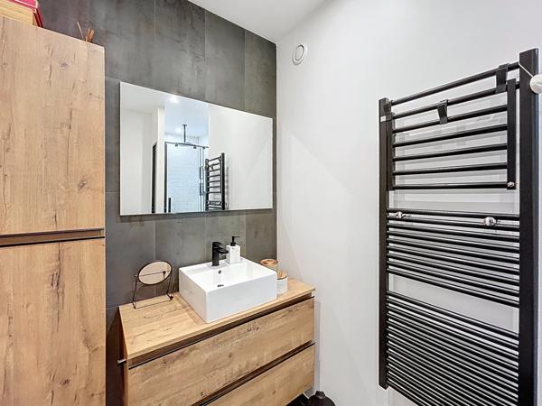 Appartement 3 pièces - 73 m² Exclusivité efficity