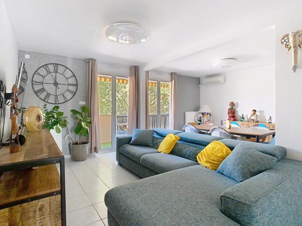 Vente / Appartement T4
