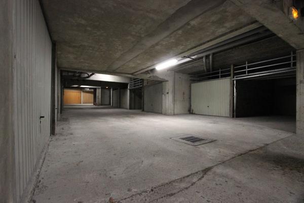 UN APPARTEMENT T2 bis AVEC JARDIN ET GARAGE PRIVATIFS, AU BRADEN. -