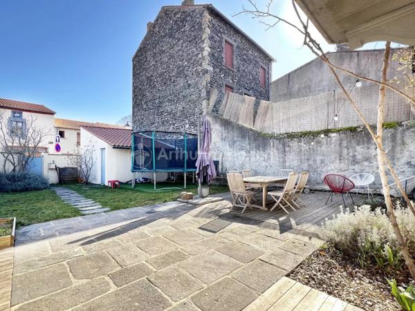 Vente Maison 6 pièces 202 m2 à Le Crest