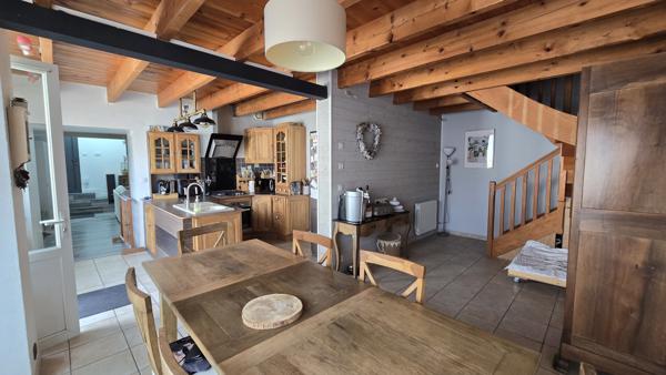 Maison  5 pièce(s)  3 chambre(s)  110 m²