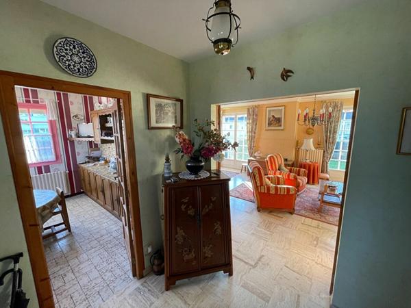 Maison à vendre    6 pièces •  Nogent-le-Rotrou