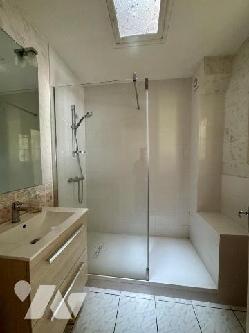 A VENDRE - Maison familiale à 600m du centre bourg de Saint Etienne de Montluc