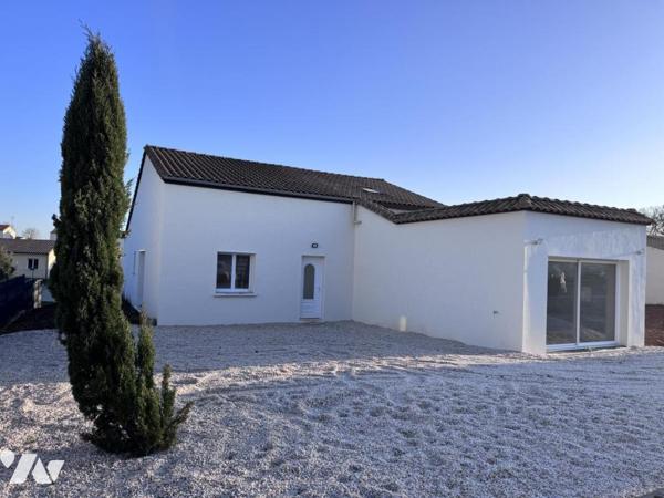 79410 ECHIRE - VILLA RECENTE DE 170m² sur terrains de 926m²