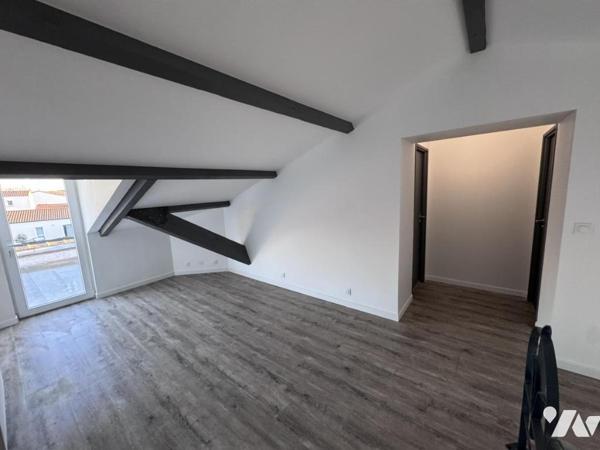 79410 ECHIRE - VILLA RECENTE DE 170m² sur terrains de 926m²