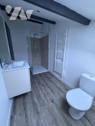 79410 ECHIRE - VILLA RECENTE DE 170m² sur terrains de 926m²