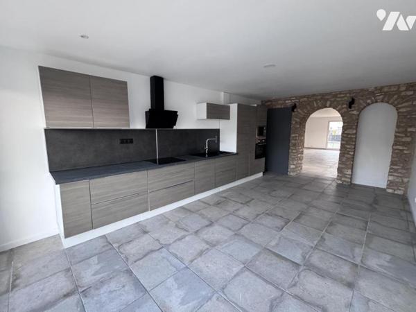 79410 ECHIRE - VILLA RECENTE DE 170m² sur terrains de 926m²