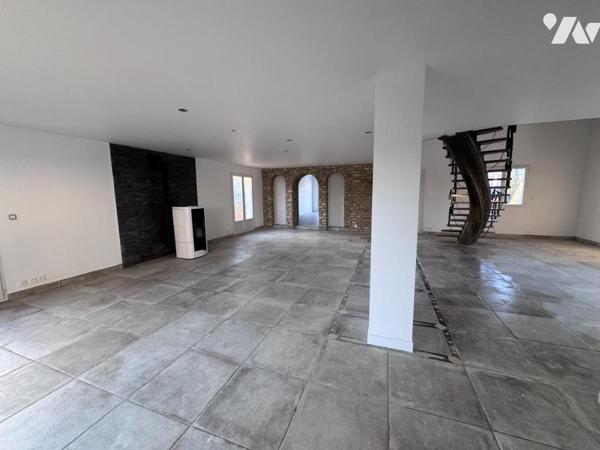 79410 ECHIRE - VILLA RECENTE DE 170m² sur terrains de 926m²