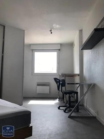 Appartement à louer 1 pièce 18m²