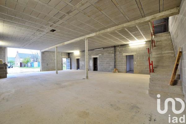 Grange 6 pièces de 410 m² à Esvres (37320)