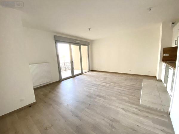 Appartement à louer à Avrillé dans le Maine-et-Loire (49240), ref : 49031-L155