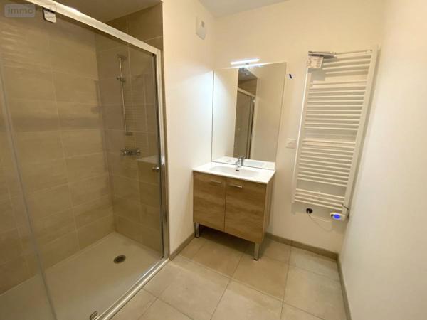 Appartement à louer à Avrillé dans le Maine-et-Loire (49240), ref : 49031-L155