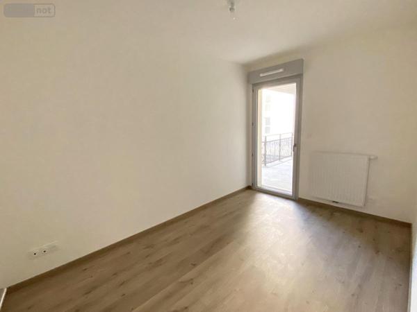 Appartement à louer à Avrillé dans le Maine-et-Loire (49240), ref : 49031-L155