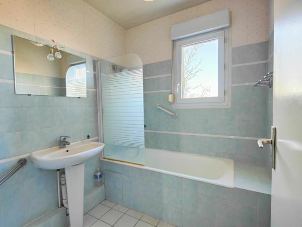 Appartement à vendre    6 pièces • 145 m2 Noyon