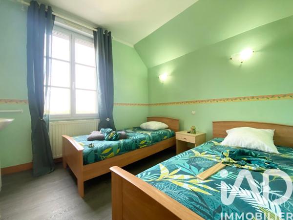 Maison à vendre 10 pièces 1 000 m² Sablons sur Huisne