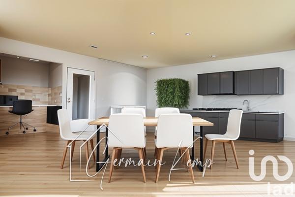 Maison 6 pièces de 150 m² à LES ABRETS (38490)