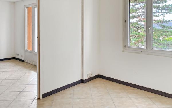 Appartement à vendre    3 pièces • 50,68 m2 Oraison