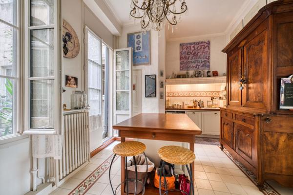 Elégant Appartement de Charme avec Jardin