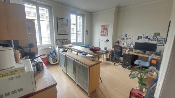 Vente appartement Bordeaux : 210 000 € - AJP Immobilier Bordeaux Saint-Augustin