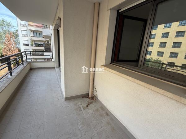 Location Appartement 2 pièces 51.9 m² - Courbevoie 92400