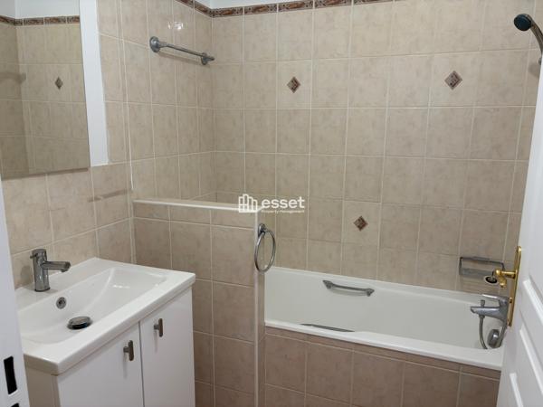 Location Appartement 2 pièces 51.9 m² - Courbevoie 92400