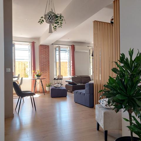 Dpt Tarn et Garonne (82), à vendre MONTAUBAN maison P6 de 185 m² -Avec terrasse et garage deux voitures