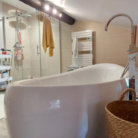 Dpt Tarn et Garonne (82), à vendre MONTAUBAN maison P6 de 185 m² -Avec terrasse et garage deux voitures